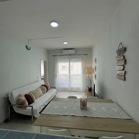 Sotqui Playa إمبوريابرافا